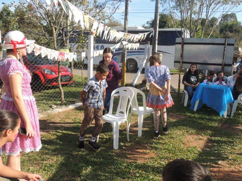 cras-de-minas-do-leao-faz-festa-junina-para-a-comunidade
